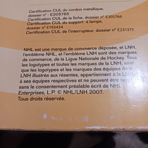 2007 New Little Sport NHL Calgary Flames Teddy Bear Nursery Lamp - Picture 11 of 13